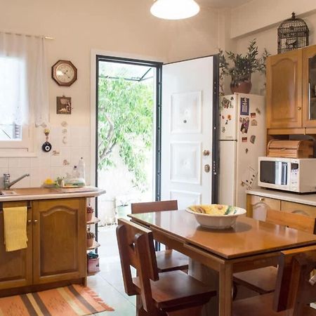 Family Apt With Garden Next To The Sea Athena Bagian luar foto