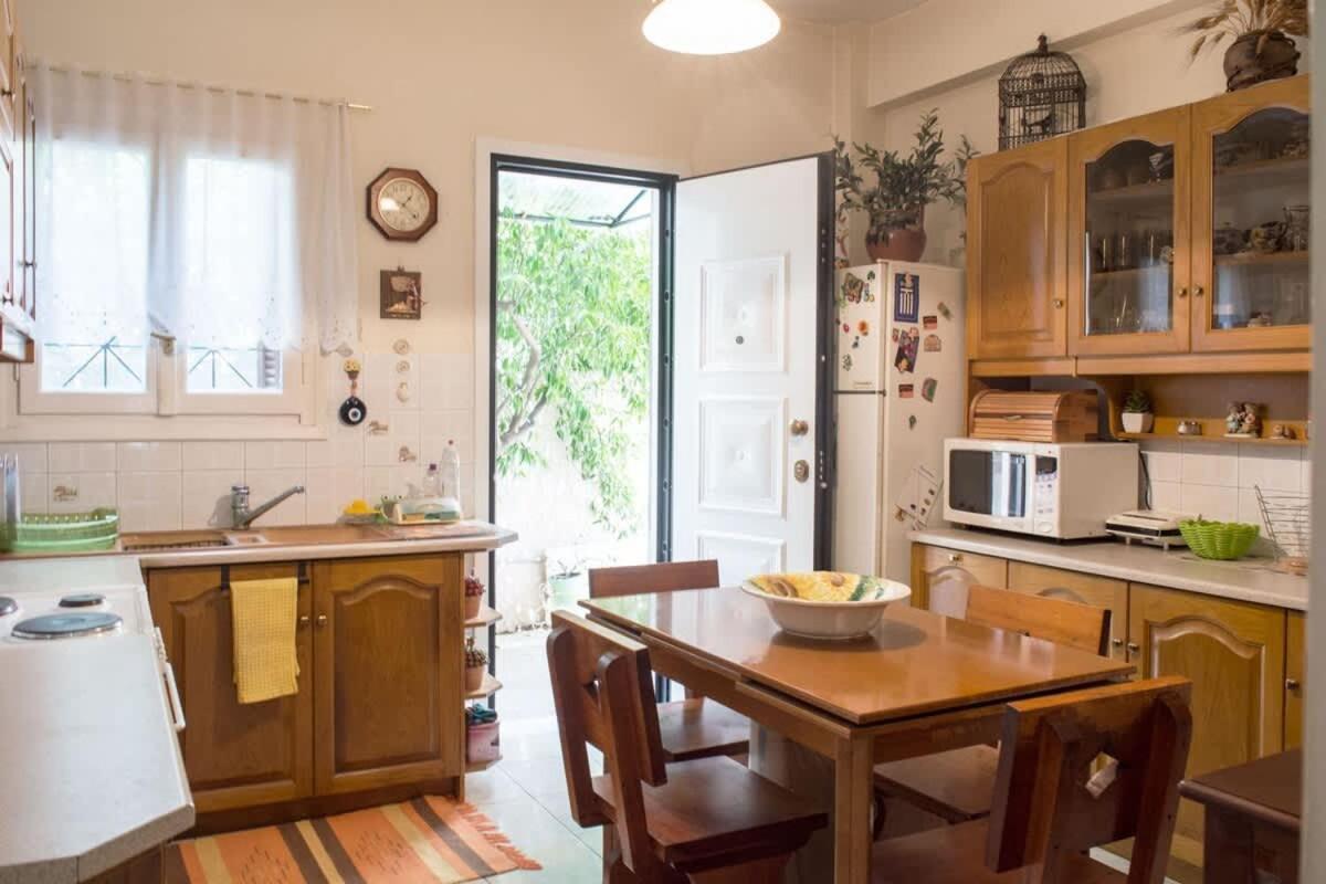 Family Apt With Garden Next To The Sea Athena Bagian luar foto