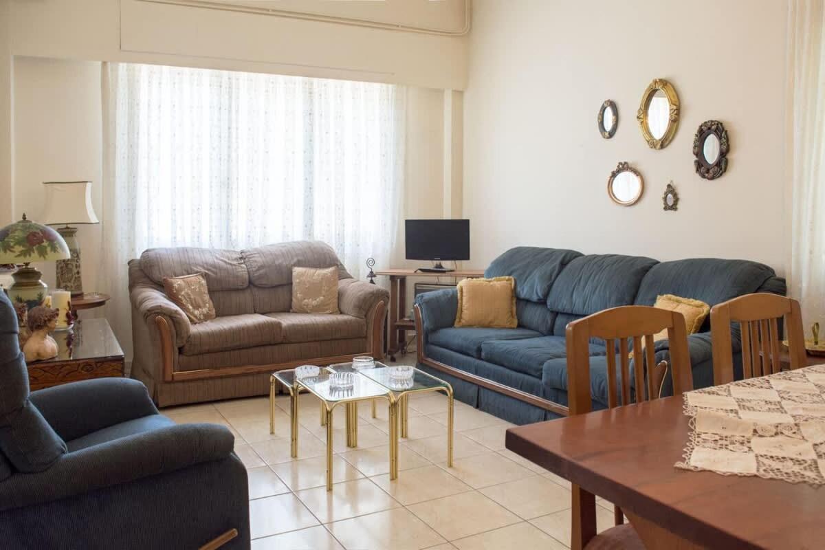 Family Apt With Garden Next To The Sea Athena Bagian luar foto